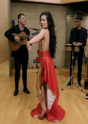 Cantar Desnuda (2025) - Movie Details